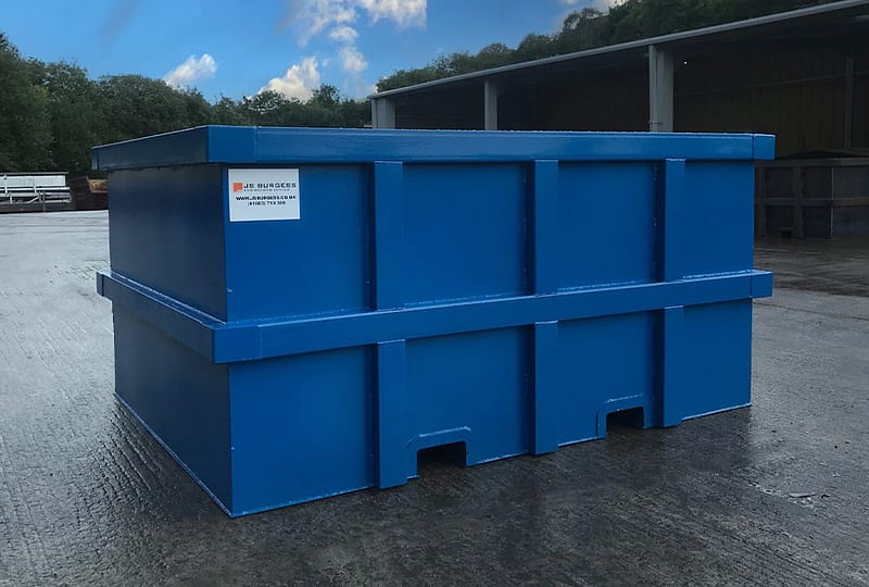 waste-Recycling Bin with Forkpockets